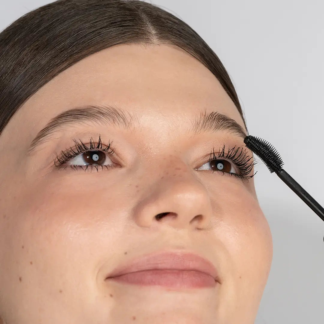 LONG COW LASHES WATERPROOF MASCARA