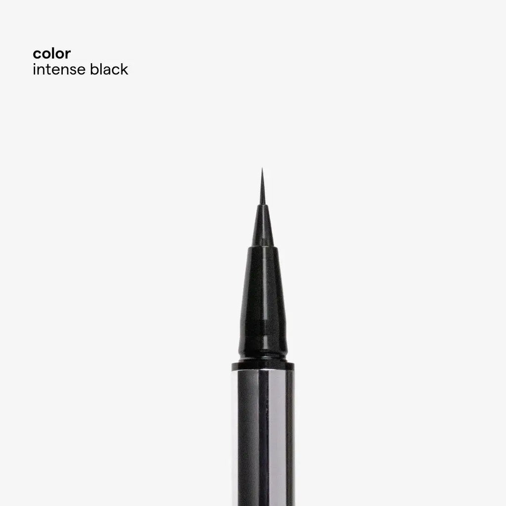 ULTRA FINE NEEDLE EYELINER